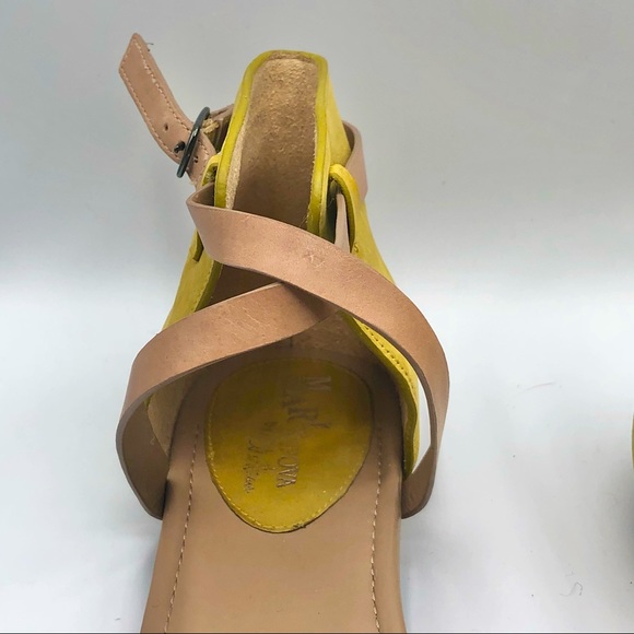 MARIA SHARAPOVA BY COLE HAAN FLAT YELLOW SANDALS - Picture 10 of 16